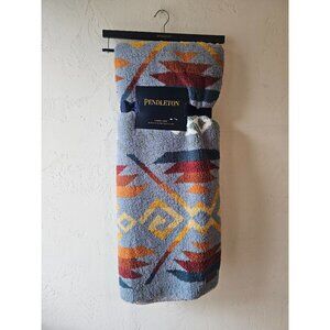NWT Pendleton COYOTE BUTTE SHERPA Throw Blanket 50" x 70"